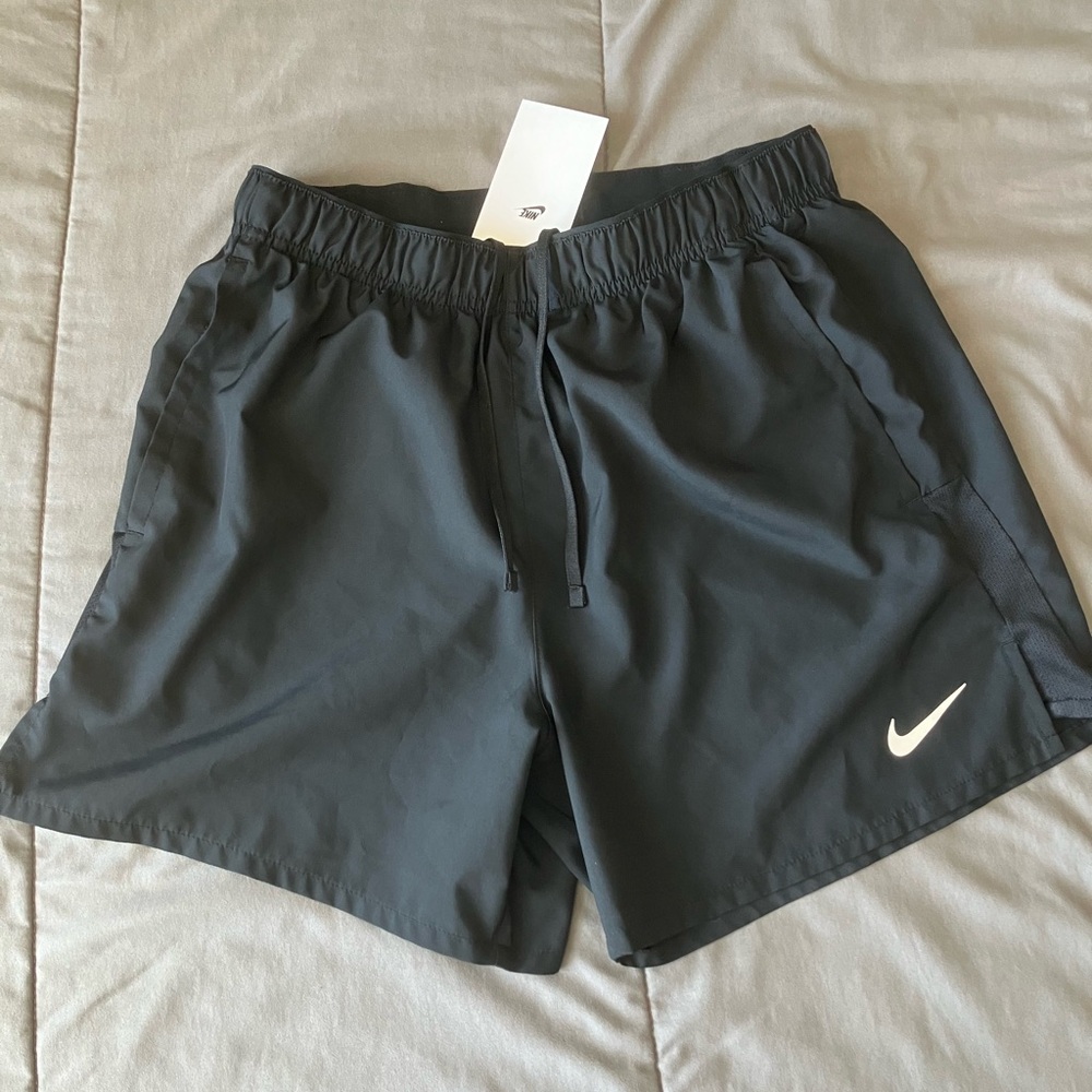 Nike Men's Black Challenger Shorts
